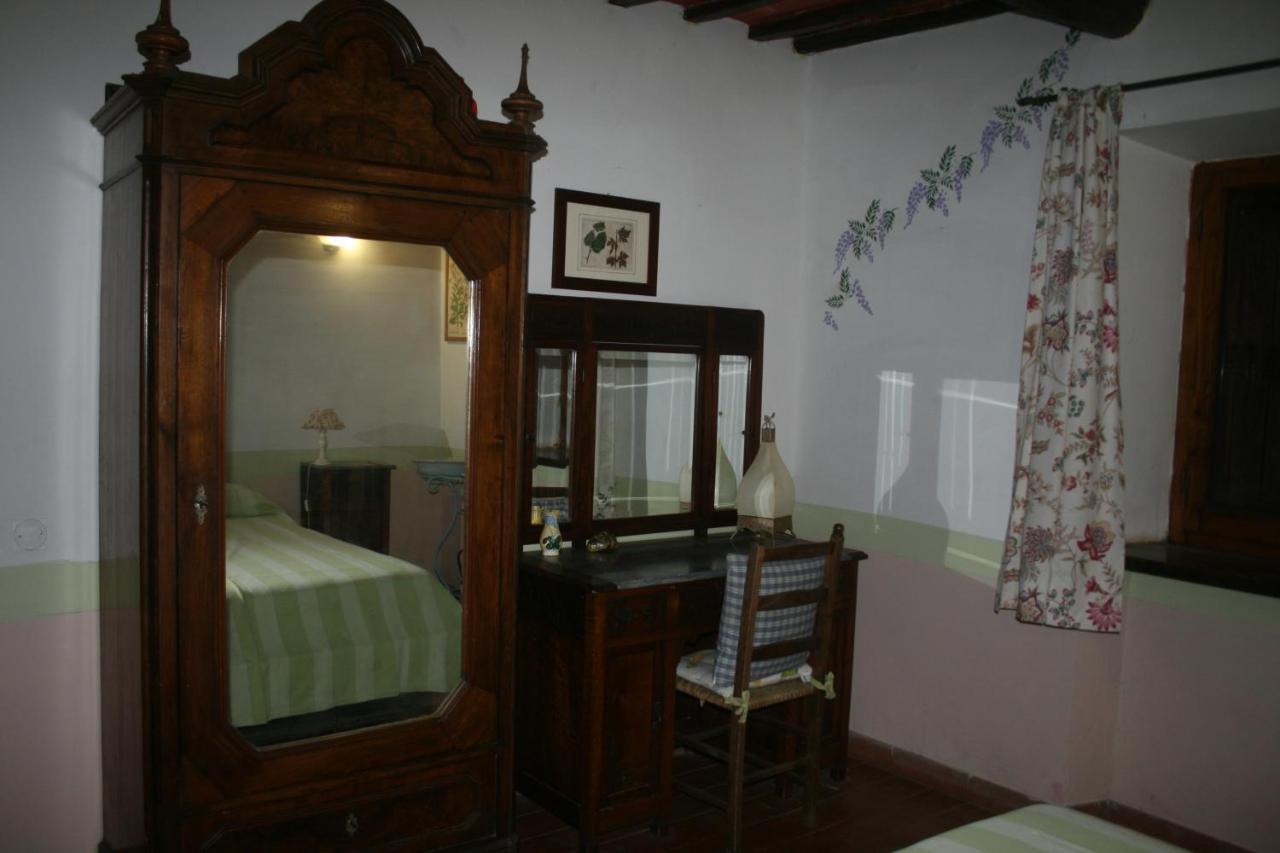 B & B I Melograni Porano Luaran gambar